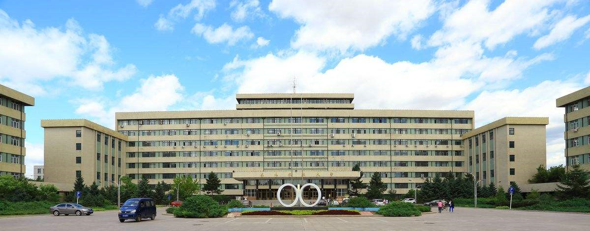 黑龍江省農業大學屋面